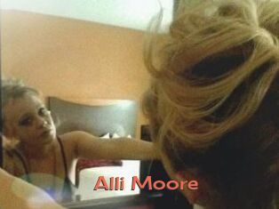 Alli_Moore