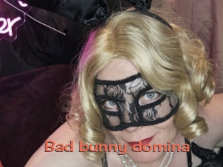 Bad_bunny_domina