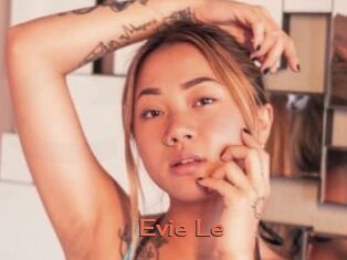 Evie_Le