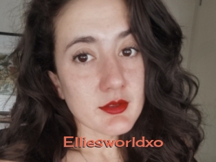 Elliesworldxo