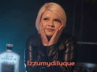 Izzumydiluque