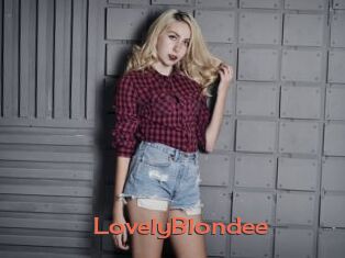LovelyBlondee