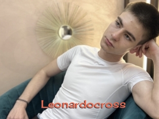 Leonardocross