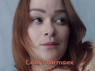 Lola_stormsex