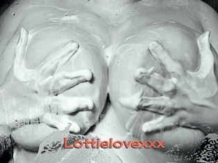 Lottielovexxx