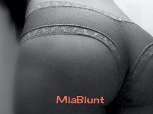 MiaBlunt