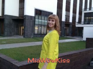 MiaWowKiss