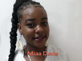 Miaa_Davis