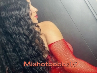 Miahotbobbs19