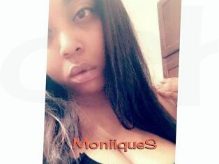 MoniiqueS