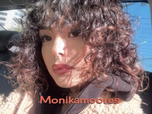Monikamoores