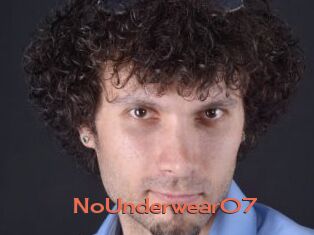 NoUnderwear07
