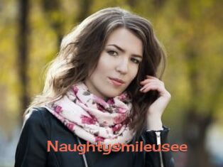 Naughtysmileusee