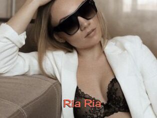 Ria_Ria