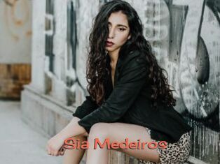 Sia_Medeiros