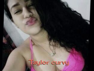Taylor_curvy